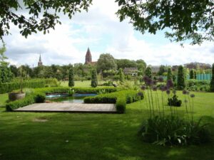 Tuin-de-hoge-Waard-Kasteel-Montfoort